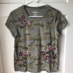 American Eagle T-shirt